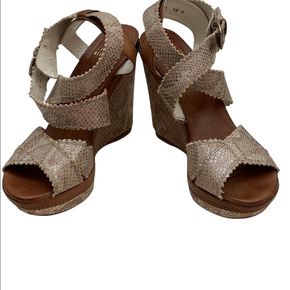 Stuart Weitzman platform tan/brown wedges size 10M - Picture 12 of 12